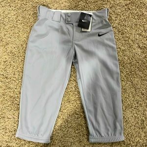 NWT! Nike Girls Softball Pants Double Knee Back Pockets Belt Loops Snap/Zip Sz M
